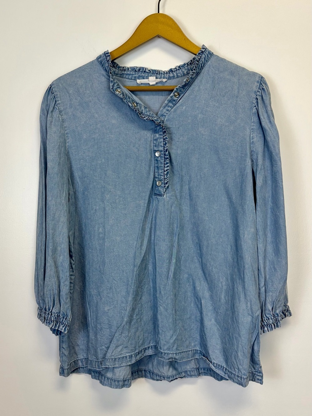 Jane + Delancey Chambray Top - Picture 1 of 8